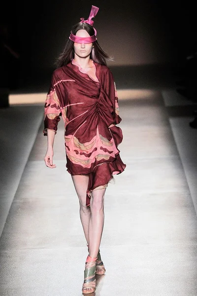 Look 17